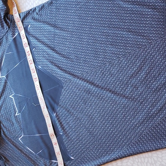 Cody Lundin Sport Gray Batman Short Sleeve Shirt - Picture 5 of 8